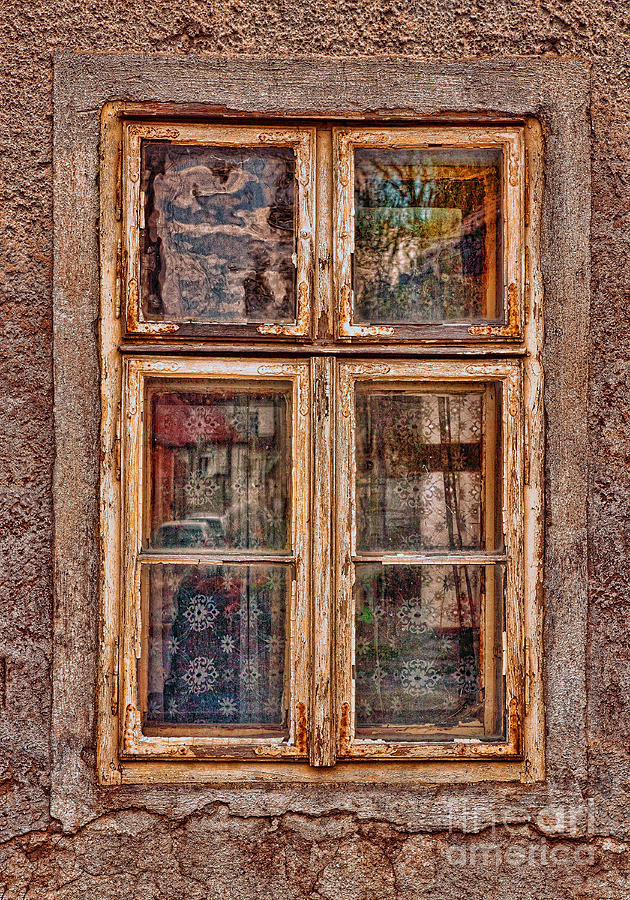 Old Window #2 Photograph by Les Palenik