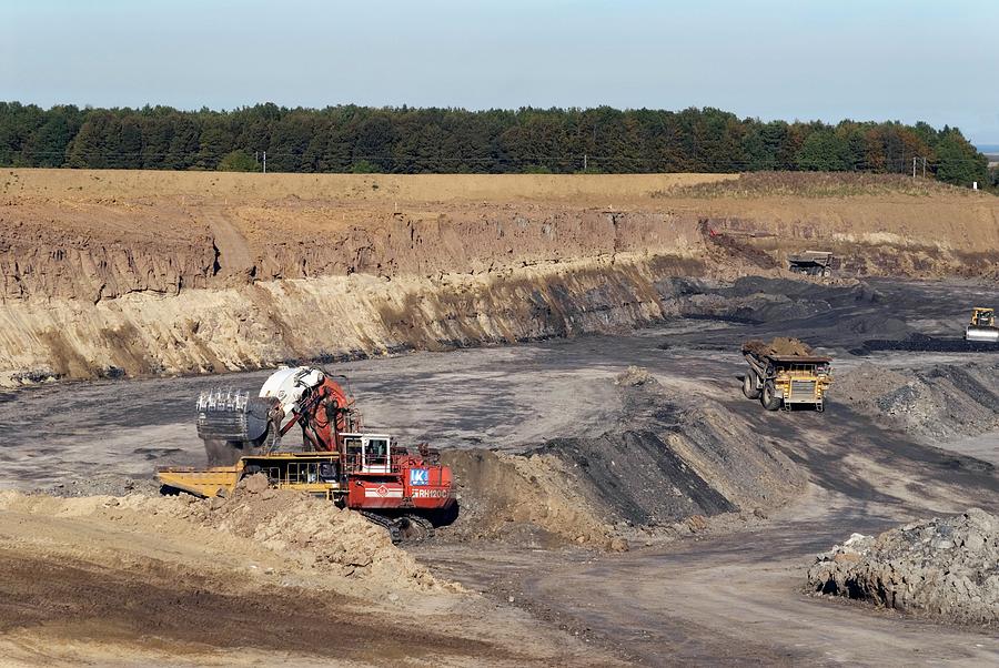 Opencast Coal Mine Photograph by Simon Fraser/science Photo Library ...