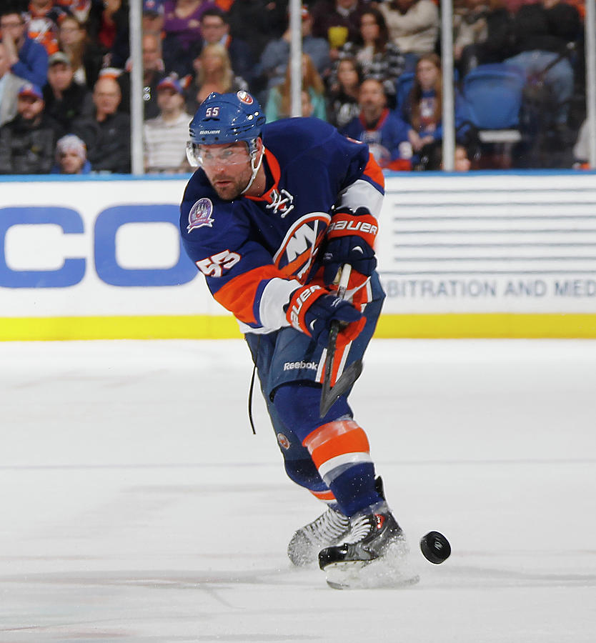 New York Islanders Photograph - Philadelphia Flyers V New York Islanders #2 by Bruce Bennett