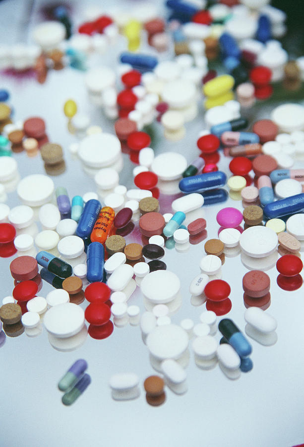 Pills Photograph By Tracy Rutter Science Photo Library Fine Art America
