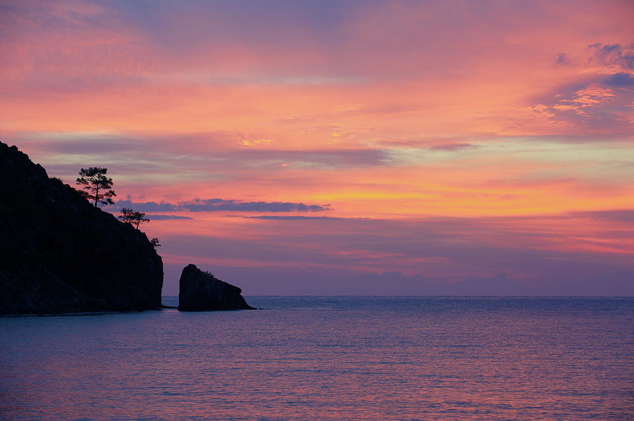 Sunrise At Sea #2 Photograph by Sandsun