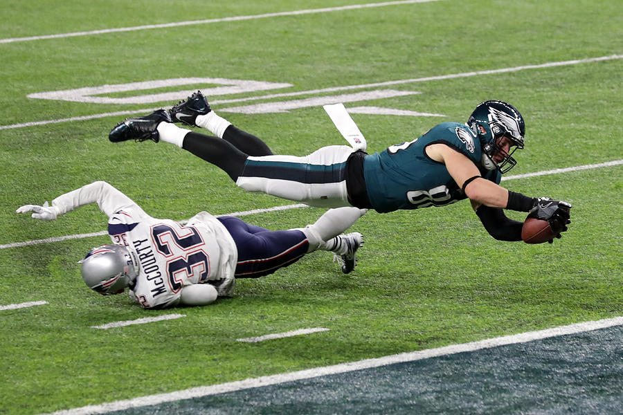 Super Bowl LII - Philadelphia Eagles v New England Patriots #2 Photograph by Streeter Lecka