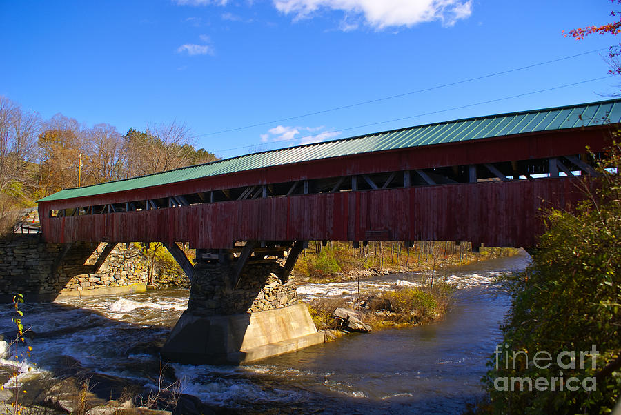 Covered Bridge Photograph - The Taftsville Covered Bridge. #2 by Stan Amster