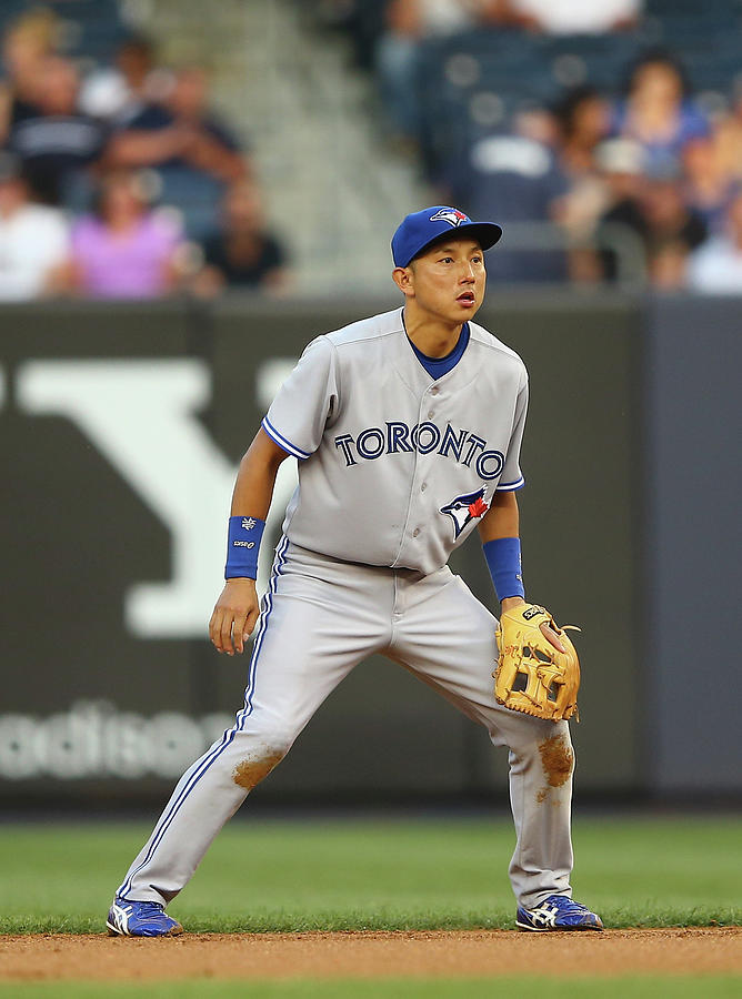 Toronto Blue Jays V New York Yankees Photograph by Al Bello Toronto Blue Jays V New York Yankees Photograph by Al Bello