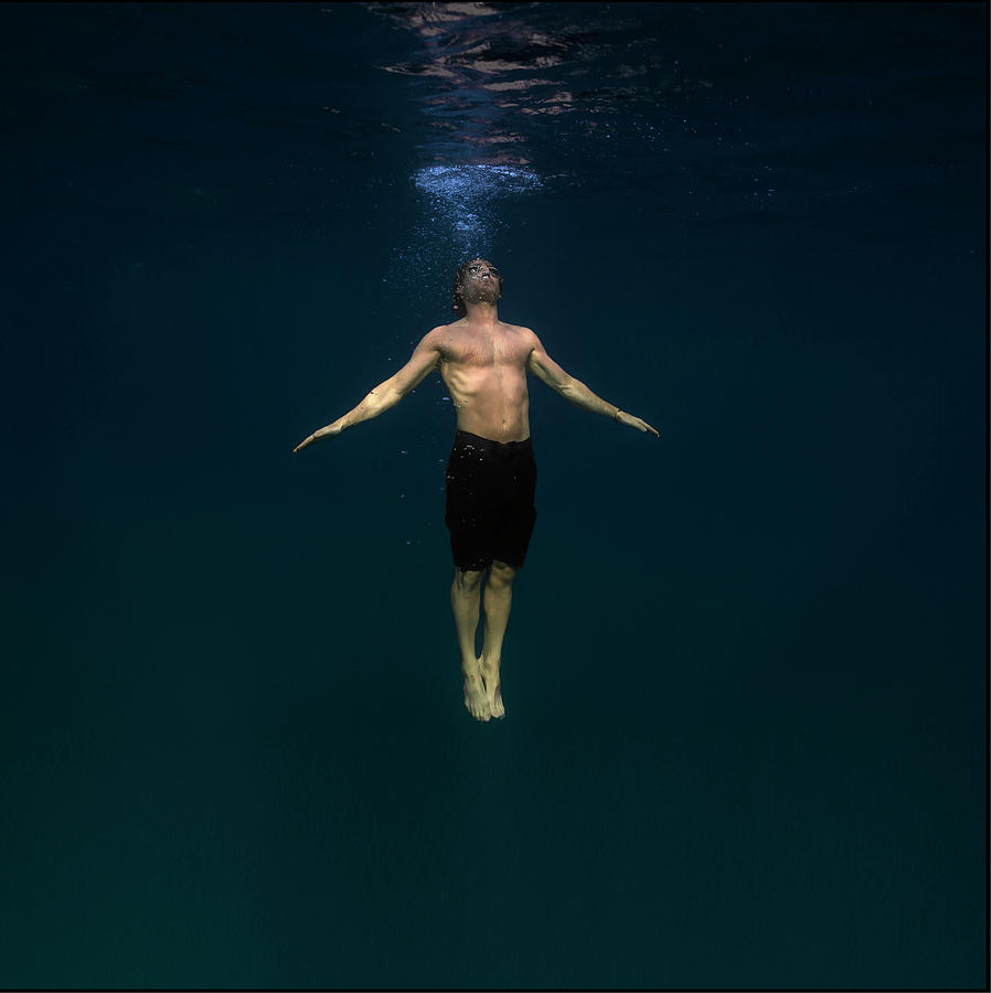 guy underwater