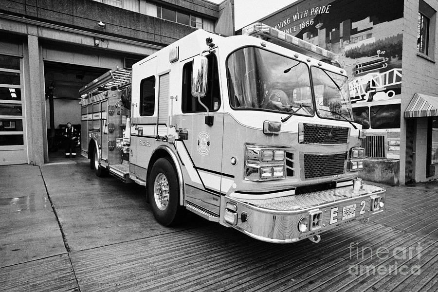 Vancouver fire rescue services truck engine outside hall 2 in downtown ...