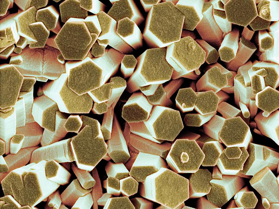 Zinc Oxide Photograph - Zinc Oxide Crystals #2 by Science Photo Library