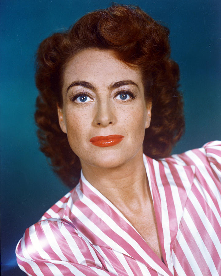 Joan Crawford #20 Photograph by Silver Screen