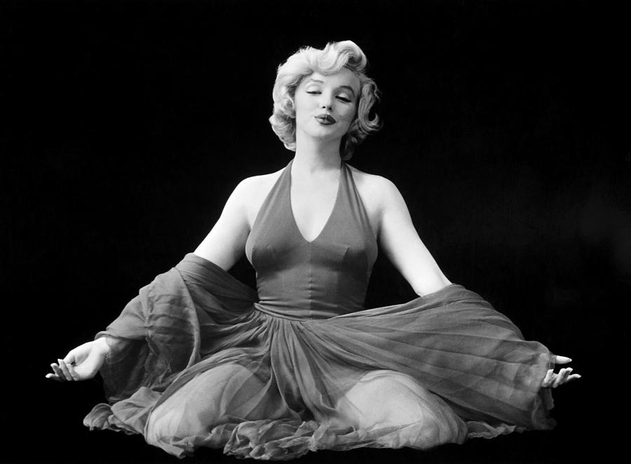 Marilyn Monroe #27 Photograph by Granger