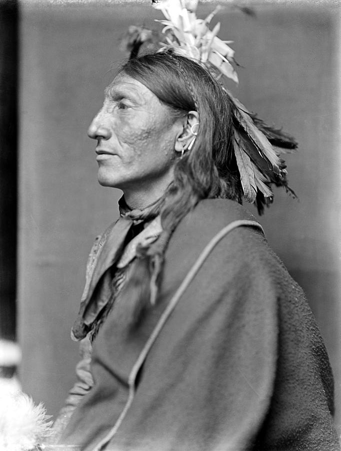 Sioux Native American, C1900 Photograph by Gertrude Kasebier