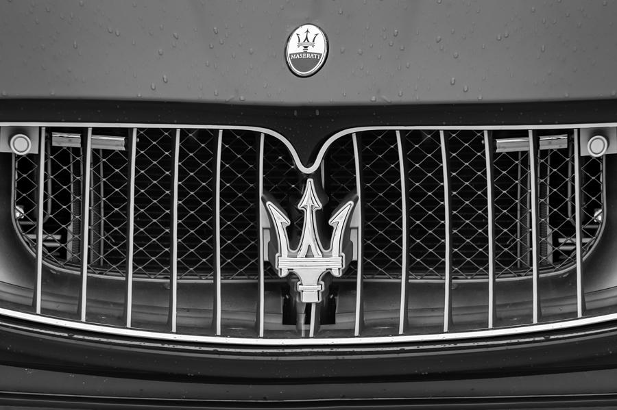 2010 Maserati Grille Emblem -0550bw Photograph by Jill Reger