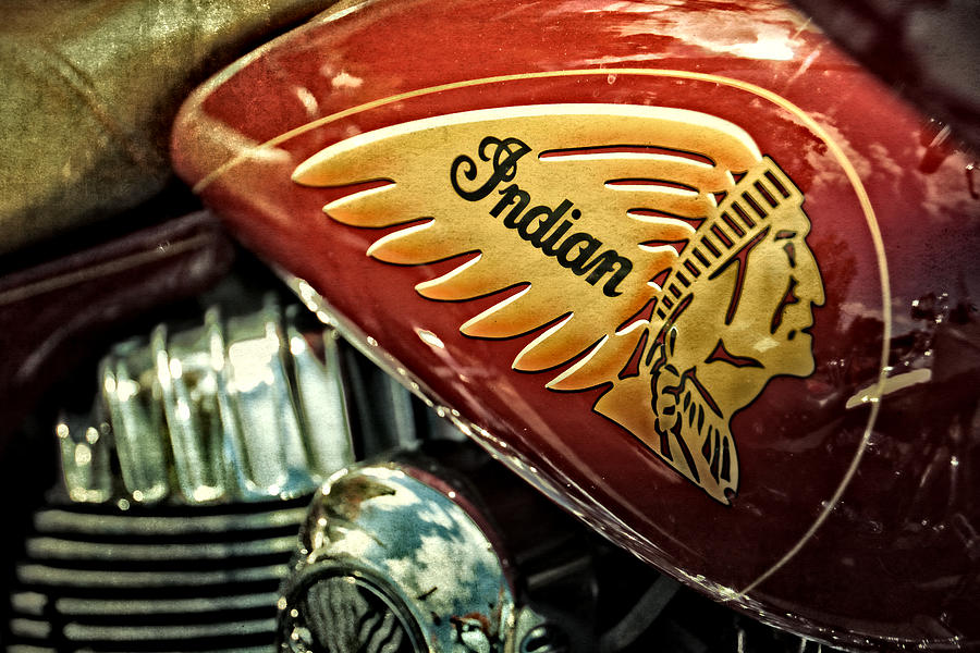 2014 Indian Chieftain Gas Tank Photograph by Mike Martin
