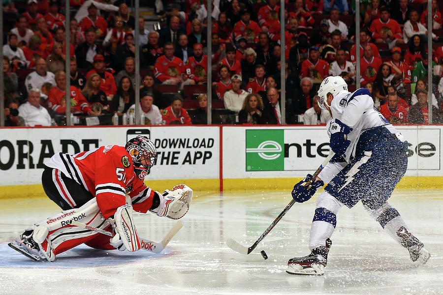 Steven Stamkos Photograph - 2015 Nhl Stanley Cup Final - Game Six by Bruce Bennett