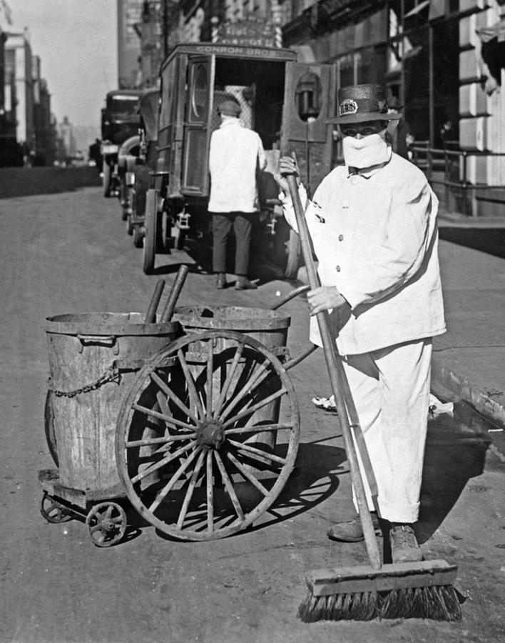 Flu Pandemic, 1918 #24 Photograph by Granger