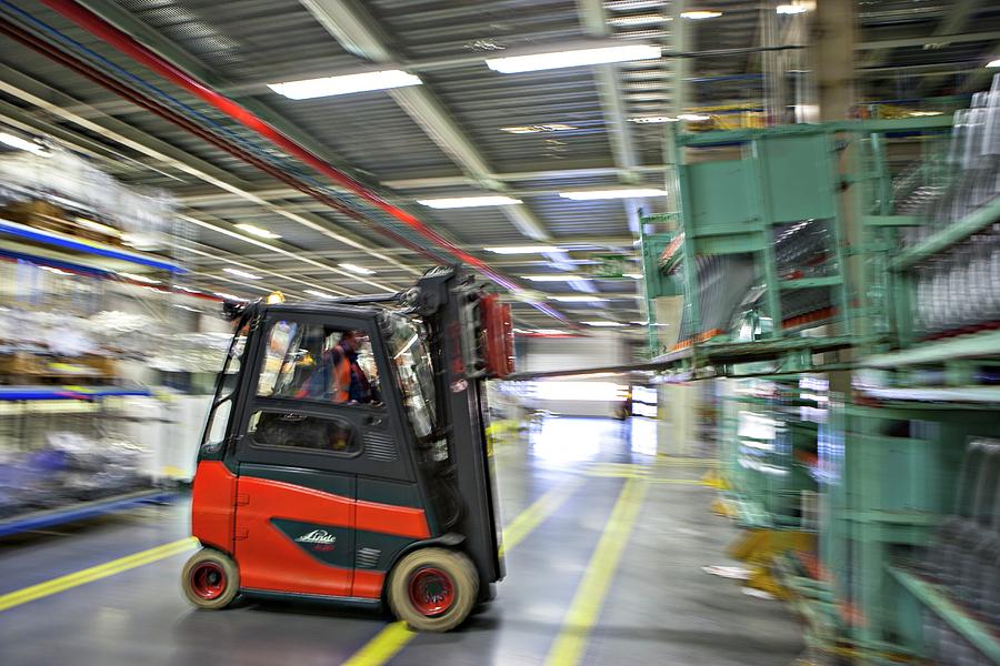 Mini Car Factory Photograph by Lewis Houghton/science Photo Library