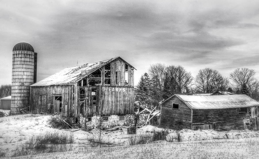 Abandoned barn #5 Photograph by Nick Mares
