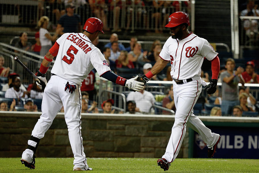 Atlanta Braves V Washington Nationals Photograph by Rob Carr Atlanta Braves V Washington Nationals Photograph by Rob Carr