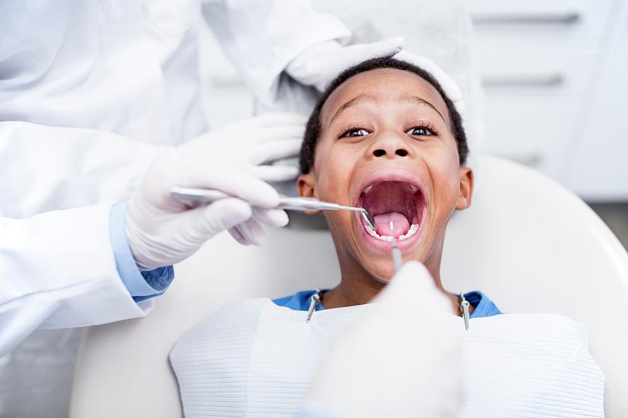 Boy Having Oral Check-up Photograph by Science Photo Library - Fine Art ...