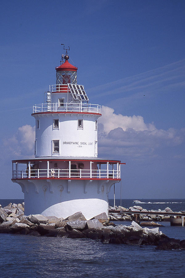 Brandywine Shoal Light Photograph by Herbert Gatewood - Pixels