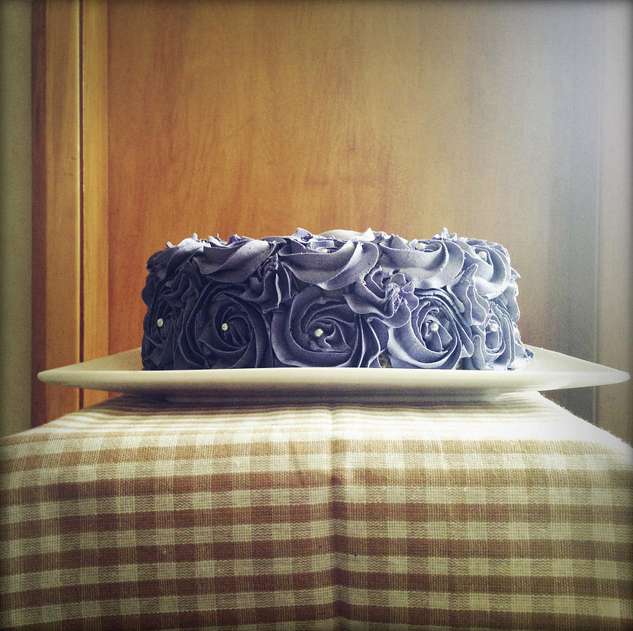 Cake Photograph - Cake #3 by Les Cunliffe