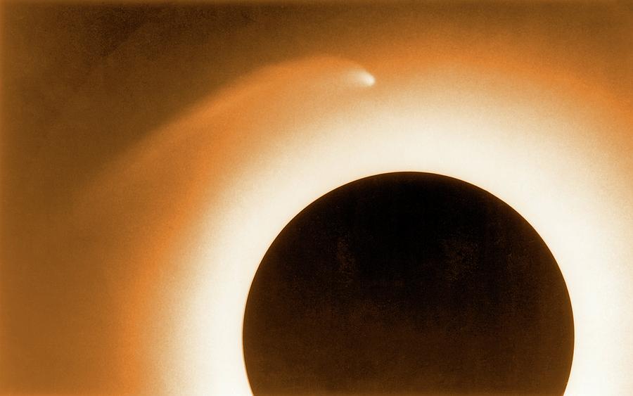 Comet Ikeyaseki Photograph by Detlev Van Ravenswaay Fine Art America