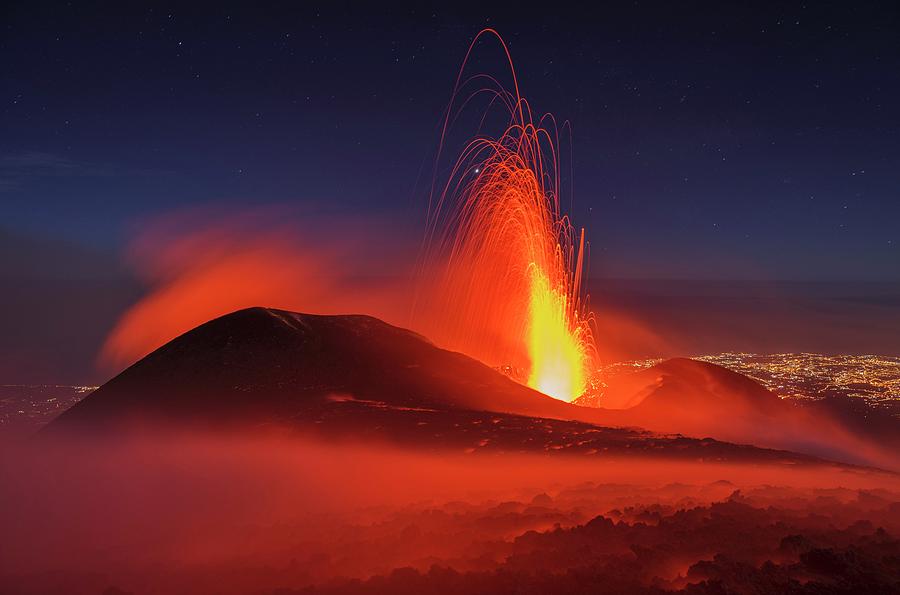 Eruption Of Mount Etna Photograph by Martin Rietze/science Photo