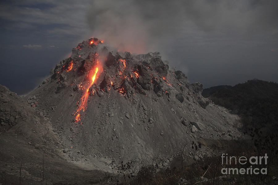 Glowing Rerombola Lava Dome Of Paluweh #3 Photograph by Richard Roscoe