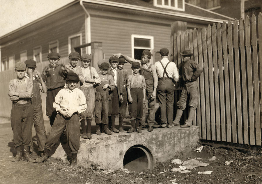 Huntsville Photograph - Hine Child Labor, 1913 #3 by Granger