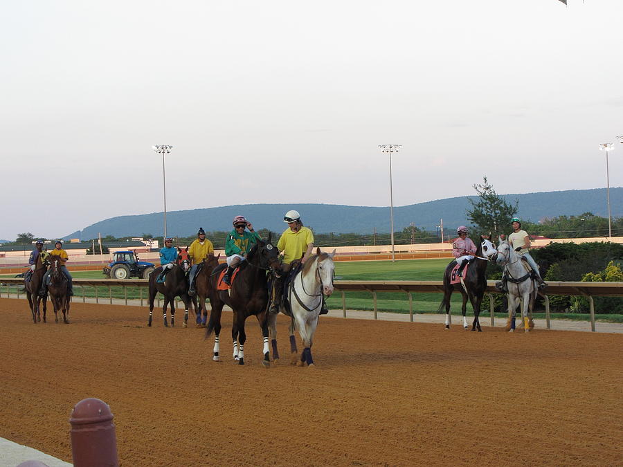 hollywood casino at charles town races events