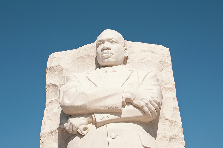 Martin Luther King Memorial Analysis