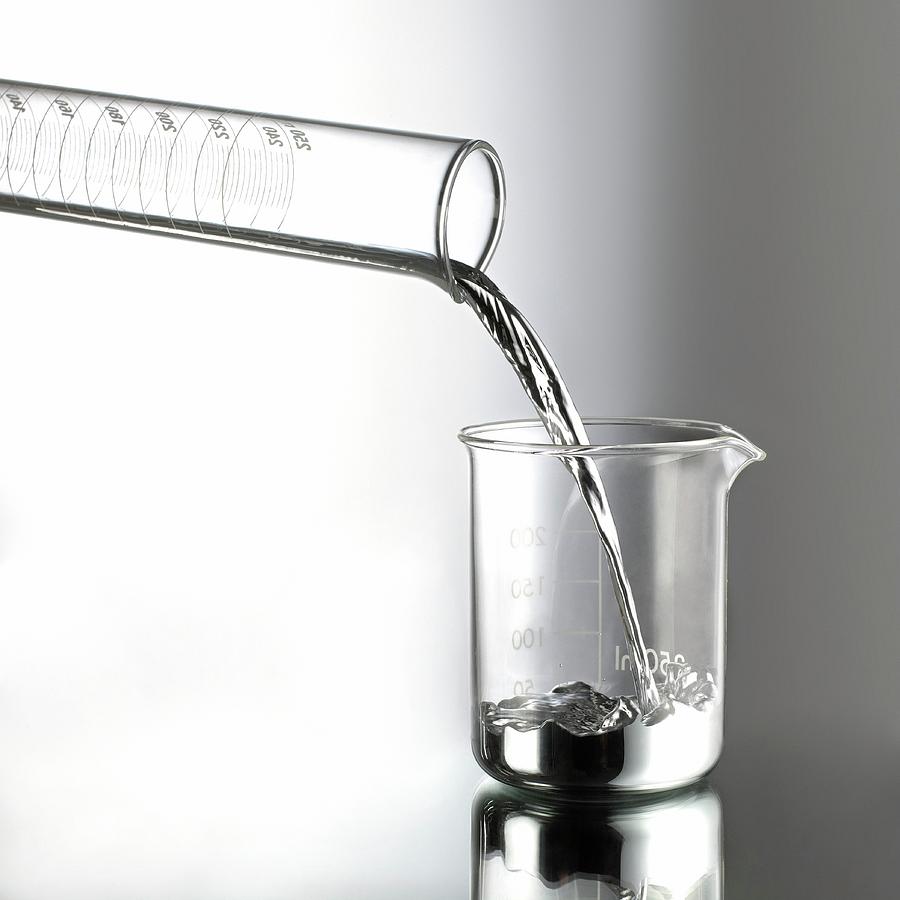 Mercury Pouring From A Measuring Cylinder #3 Photograph by Science Photo Library