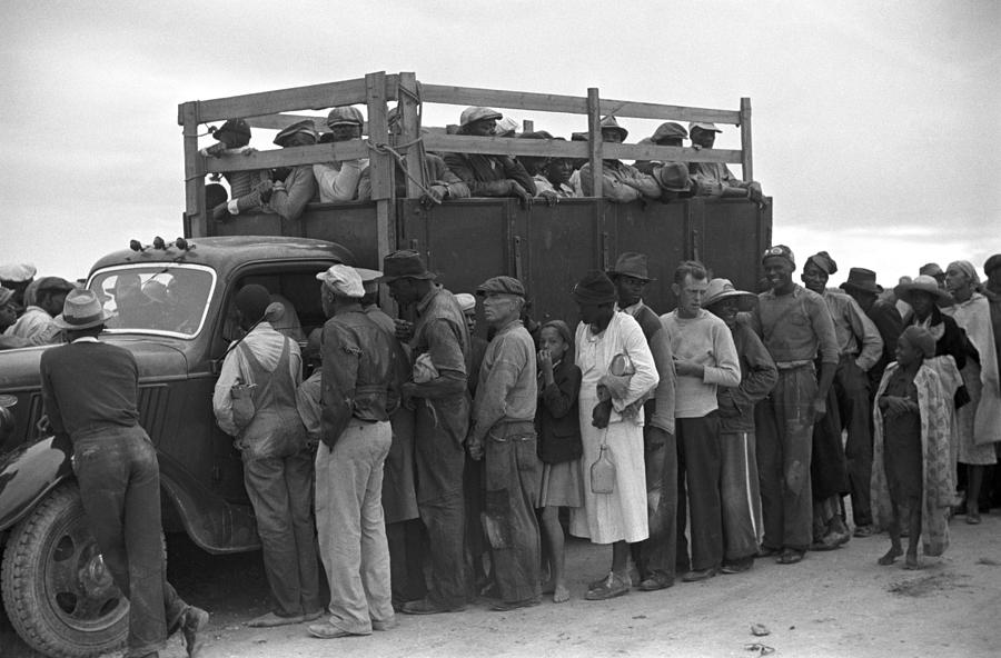 Transportation Photograph - Migrant Workers, 1935 #3 by Granger