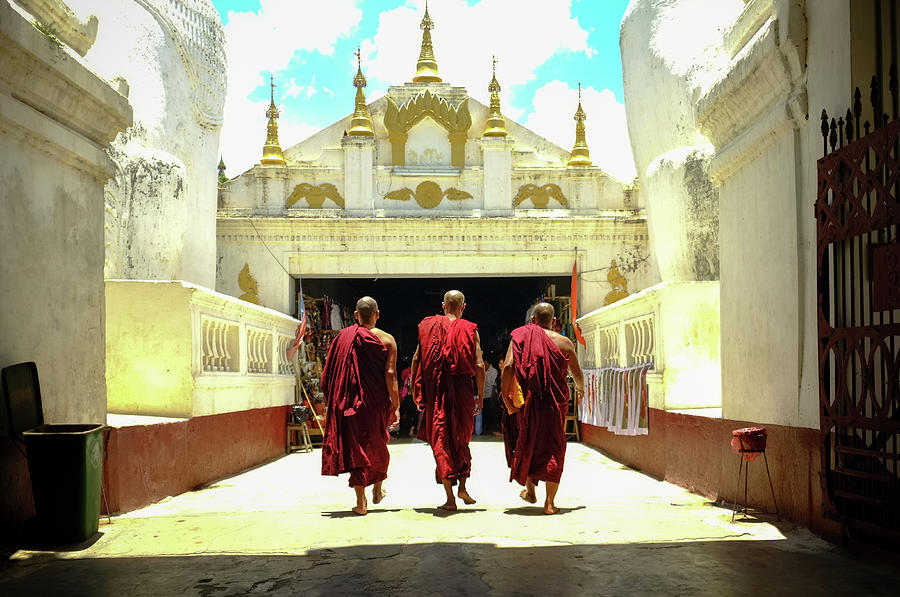 3 Monks Photograph by Boxedfish