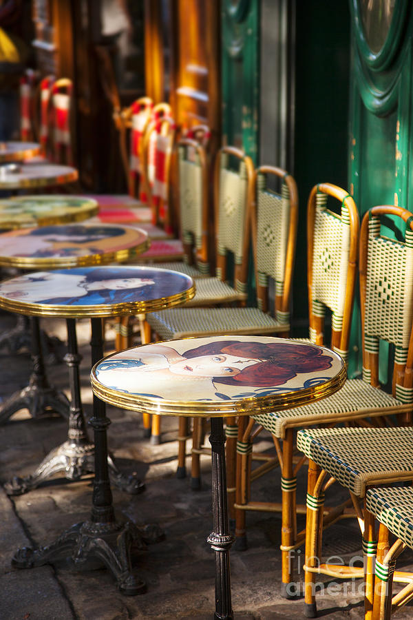 Montmartre Cafe Photograph by Brian Jannsen