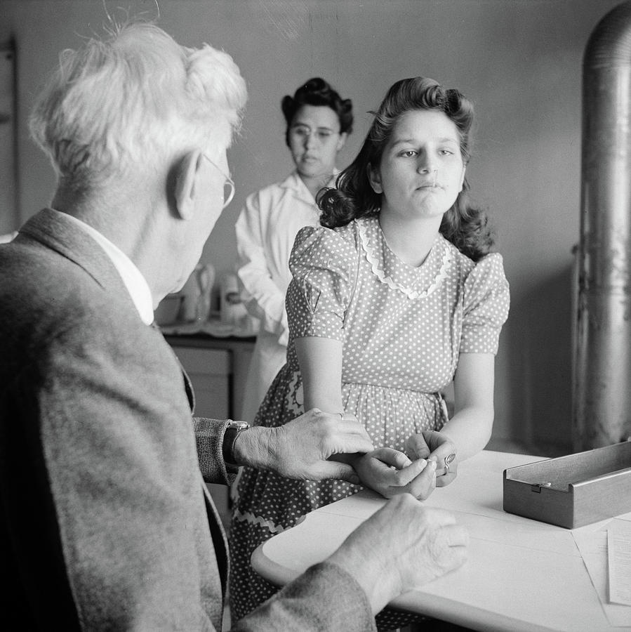 New Mexico Health Clinic #3 Photograph by Granger