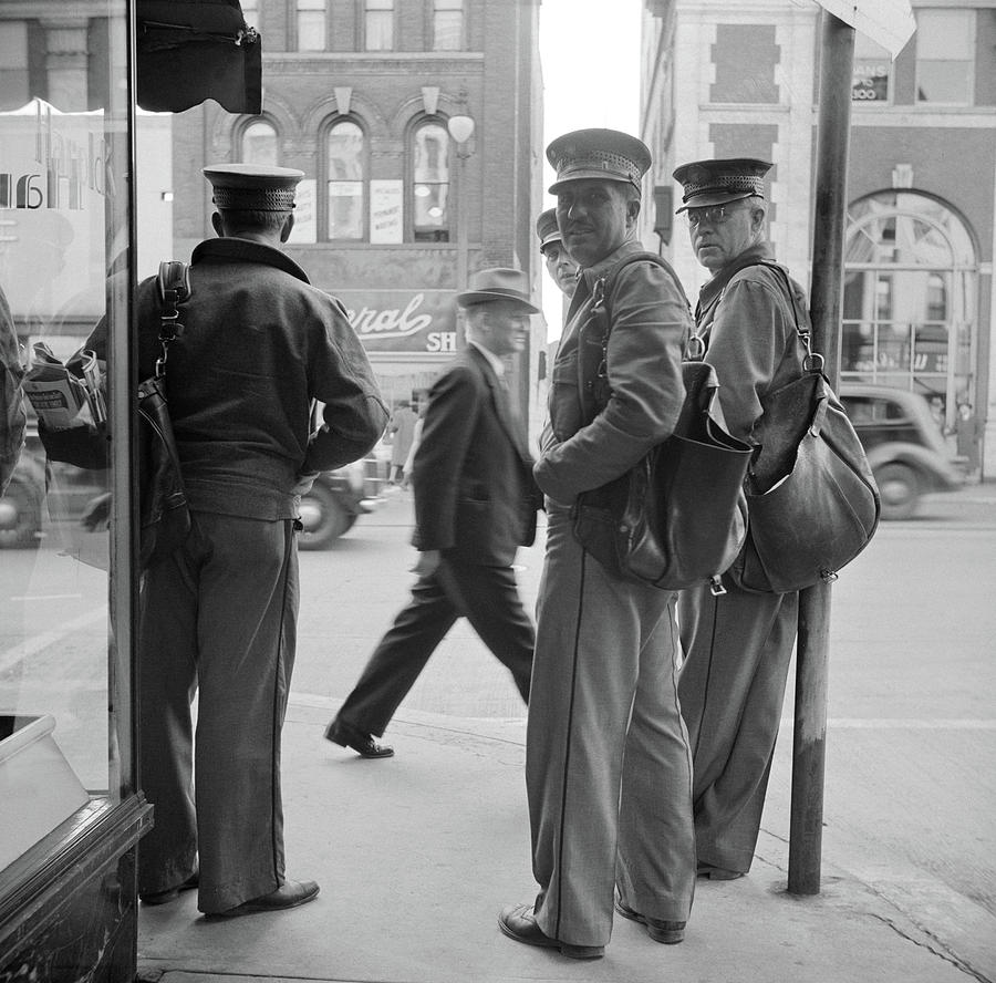 New York Amsterdam, 1941 Photograph by Granger - Fine Art America