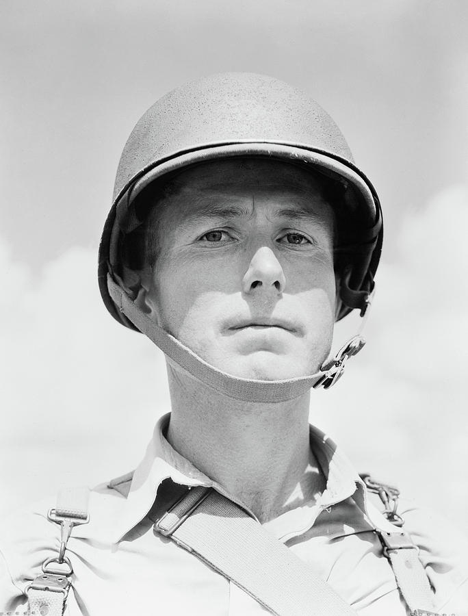 Paratrooper, 1942 Photograph by Granger - Fine Art America