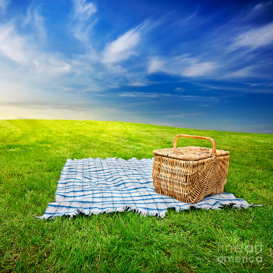picnic basket with blanket