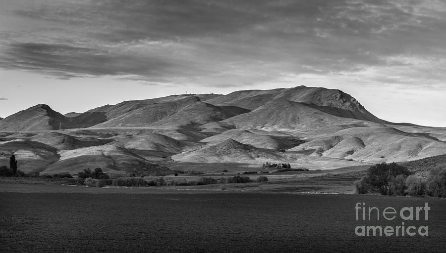 Black And White Photograph - The Butte #4 by Robert Bales