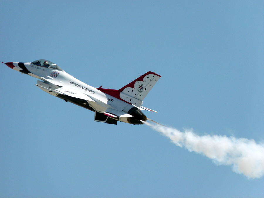 USAF Thunderbirds #3 Photograph by Jeff Lowe