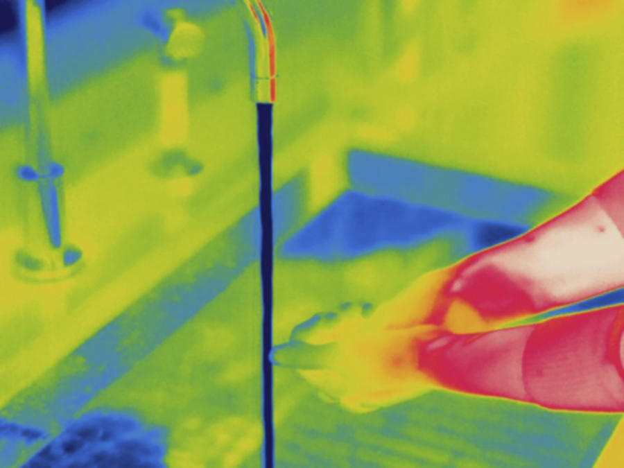 Washing Hands, Thermogram #3 Photograph by Science Stock Photography