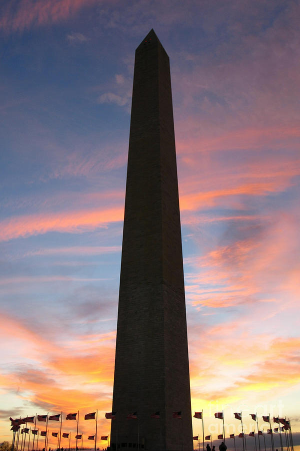 Sunset Photograph - Washington Monument #3 by Olivier Le Queinec