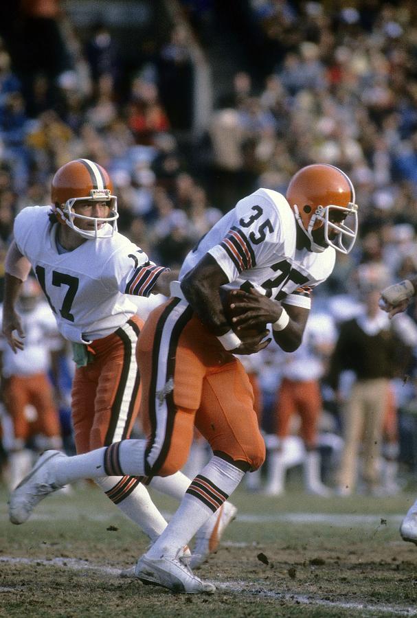 Cleveland Browns v Baltimore Colts #31 Photograph by Focus On Sport