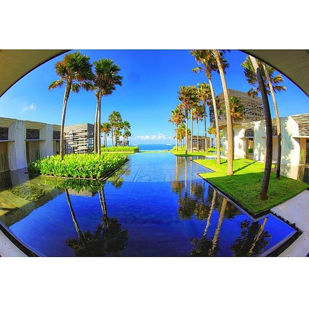 Serene Photograph - Instagram Photo by Tommy Tjahjono Serene Photograph - Instagram Photo by Tommy Tjahjono