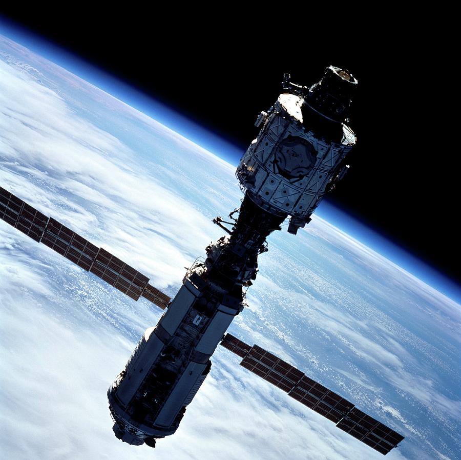 International Space Station #34 Photograph by Nasa/science Photo Library