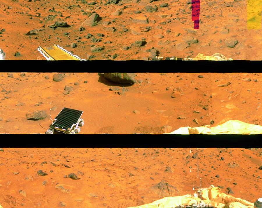 360 Degree Mars Pathfinder Image Of Mars' Surface Photograph by Nasa