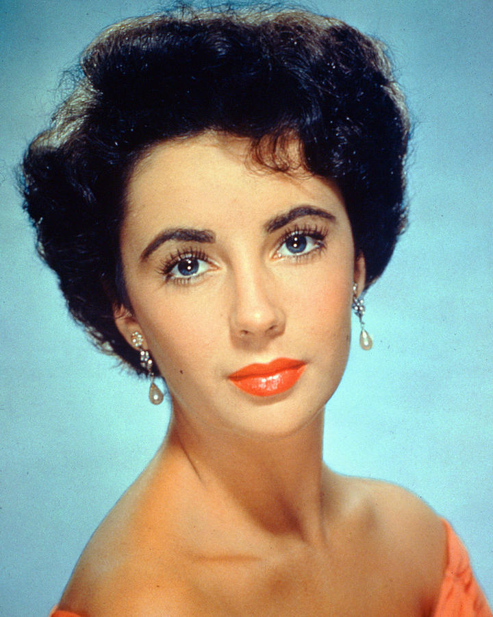 Elizabeth Taylor Photograph by Silver Screen - Fine Art America