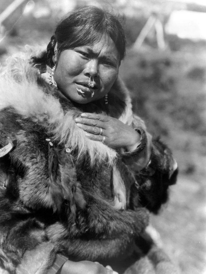 Alaska Eskimo Woman Photograph by Granger