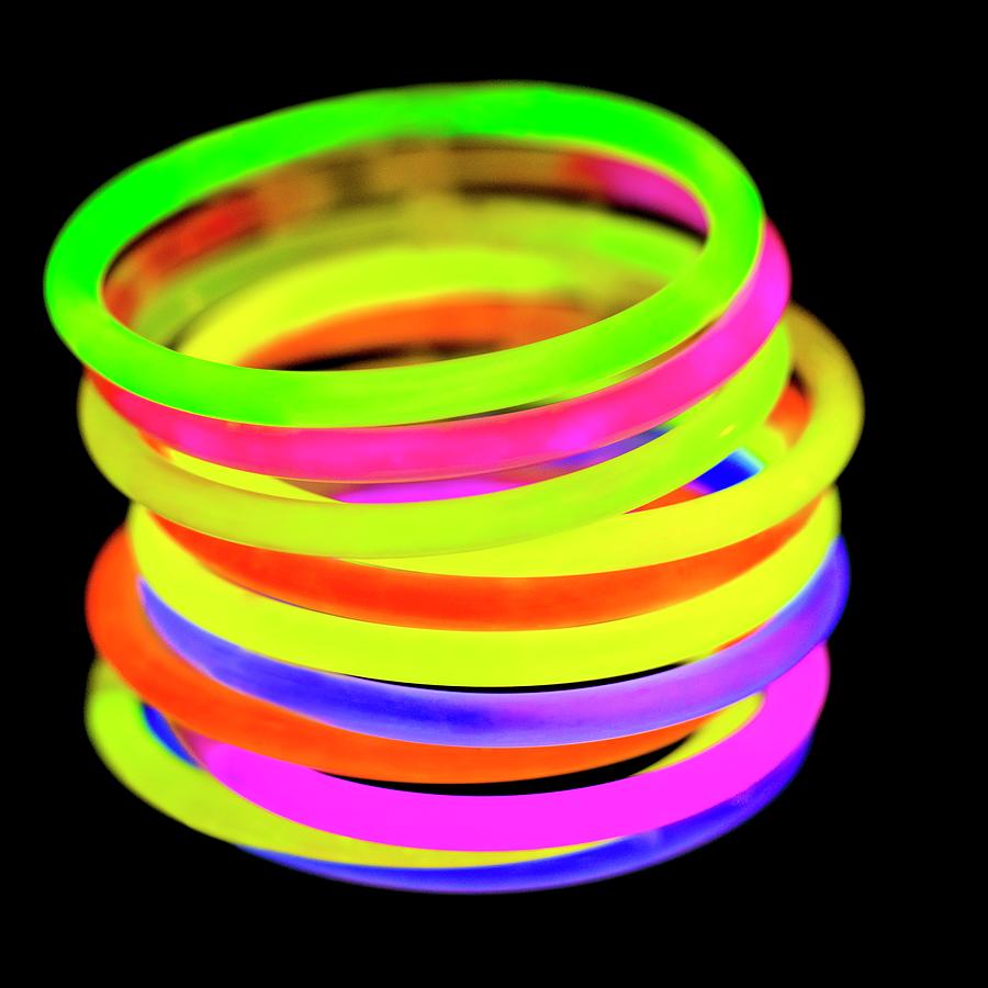 Ring Photograph - Glow Bracelets #4 by Science Photo Library