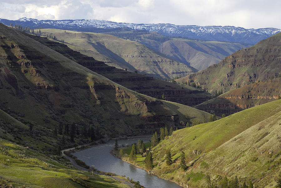 Bend Photograph - Grande Ronde River Canyon Oregon #4 by Theodore Clutter